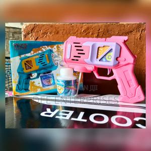 Aa Battery Powered Bubble Gun - thumbnail 2
