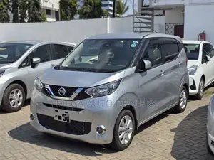 Nissan Dayz 2020 Silver