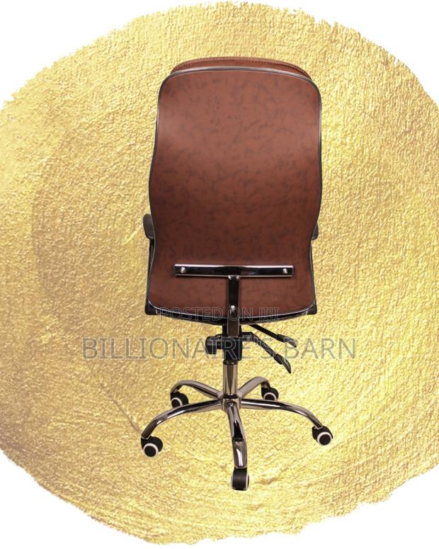 Minimal Ergonomic Executive Leather Chair | Padded Armrests - thumbnail 2