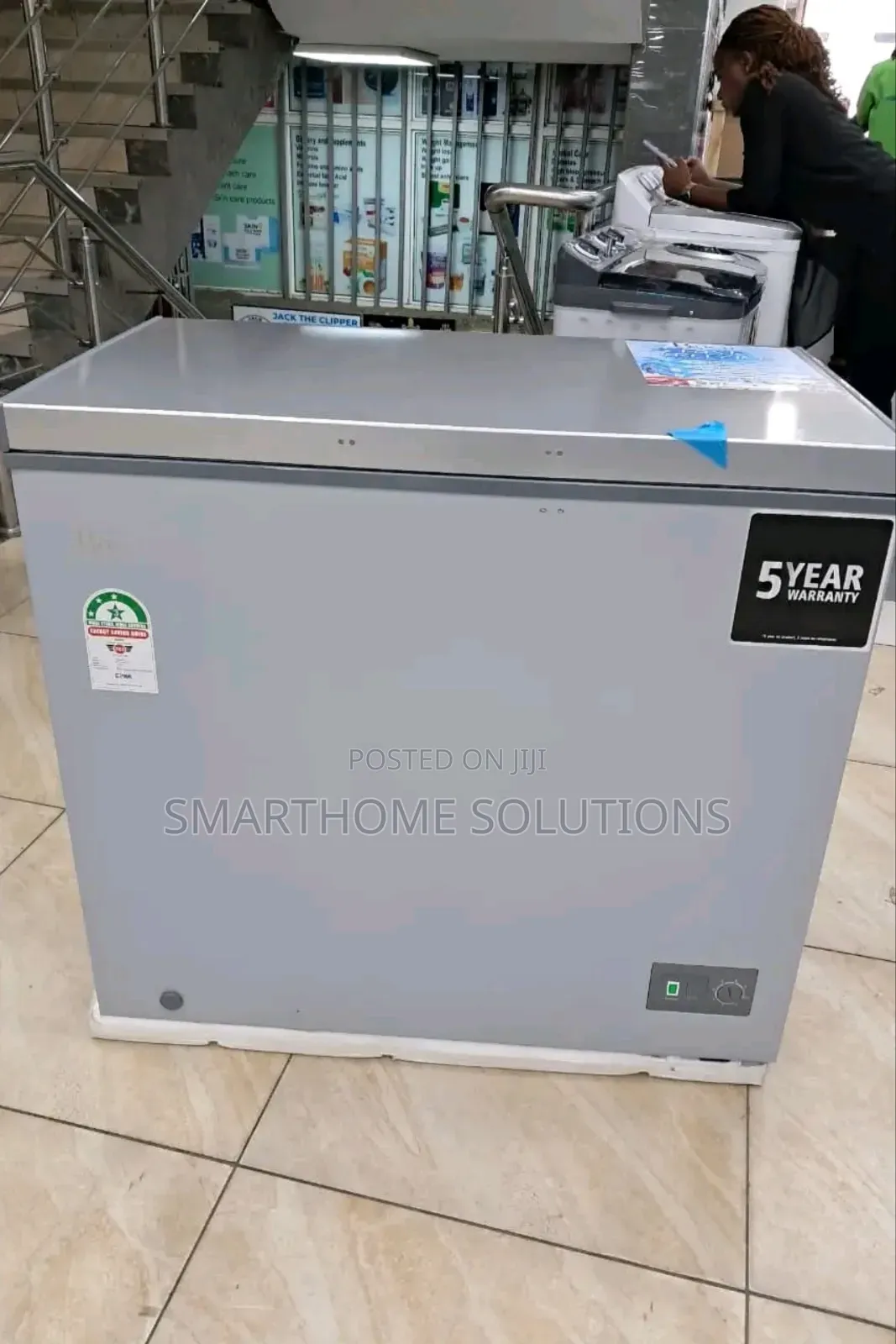Roch Chest Freezer Rcf- 250-k-b-g 200 Litres