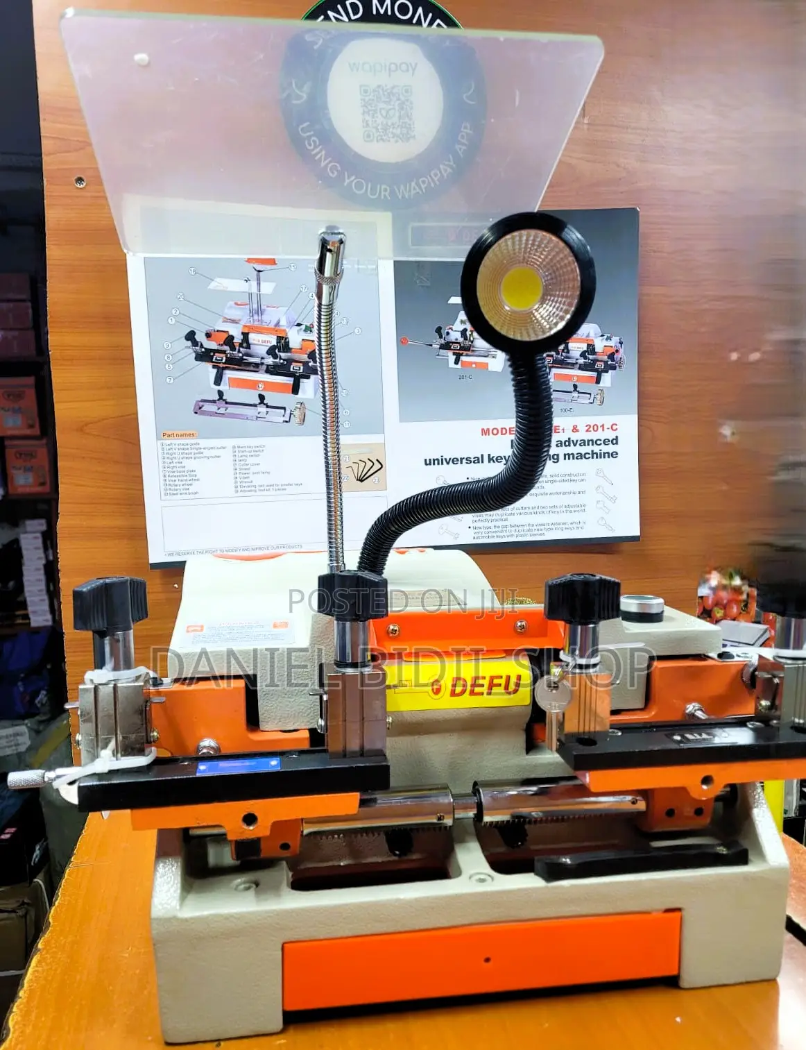 Universal Key Cutting Machine (Defu)