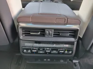 Lexus LX 600 2022 Gray