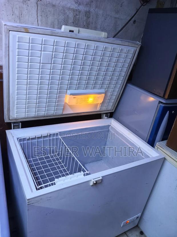 Medium Size Chest Freezer on Sale - thumbnail 4