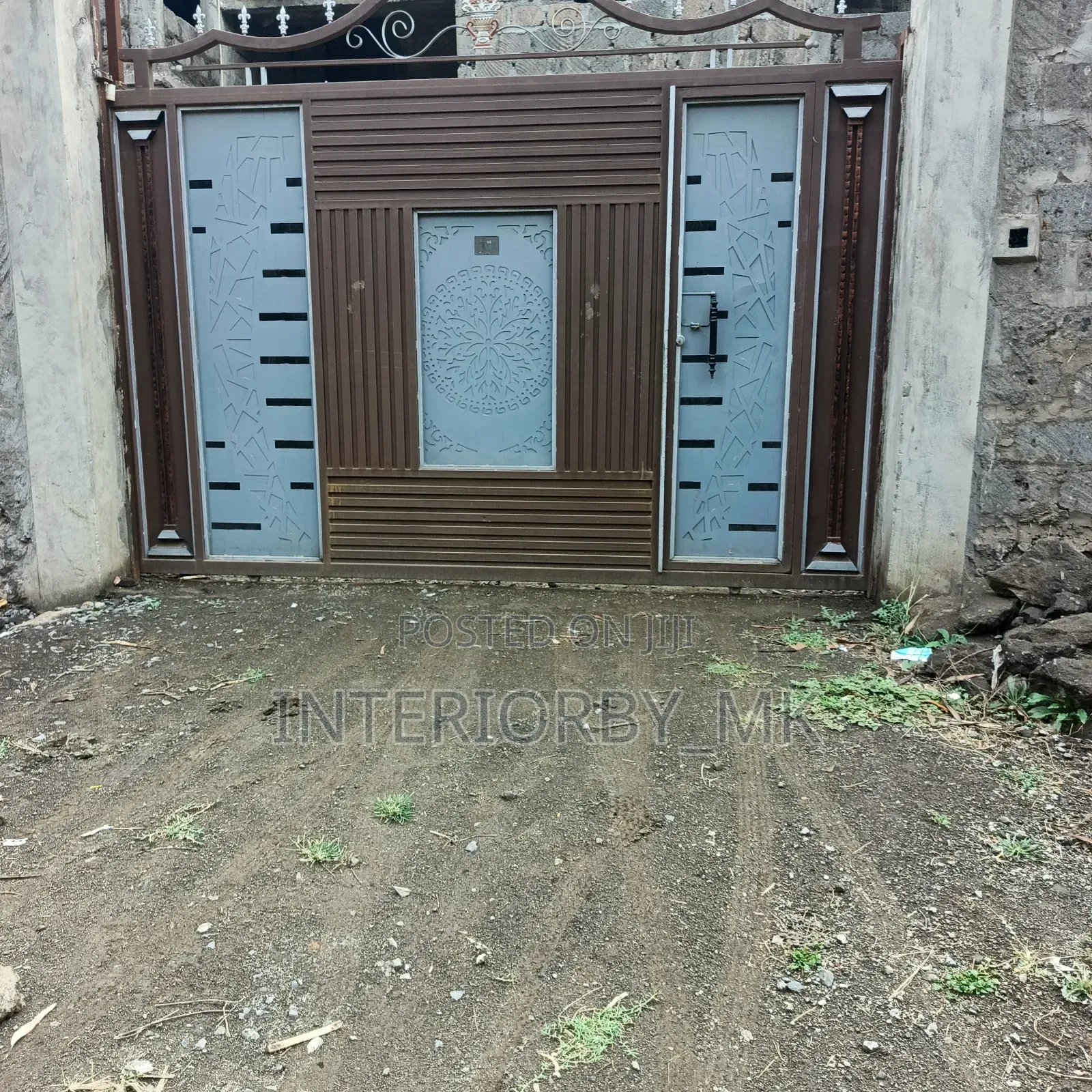 Modern Strong Sliding Gate – Durable Stylish