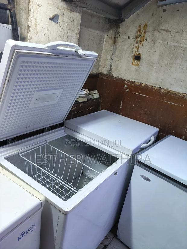 Well Maintained Chest Freezer on Sale - thumbnail 2