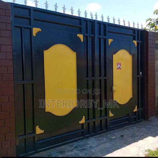 Heavy Duty Swing Gate – Long Lasting Security