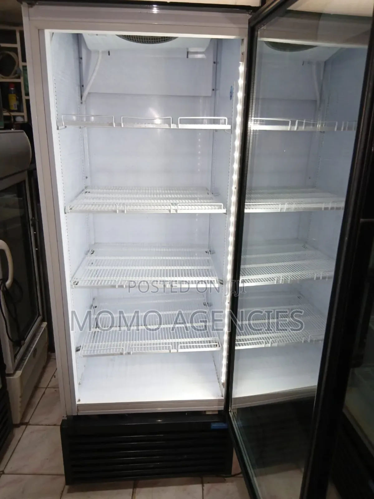 Fridge Displays 650l Big Size