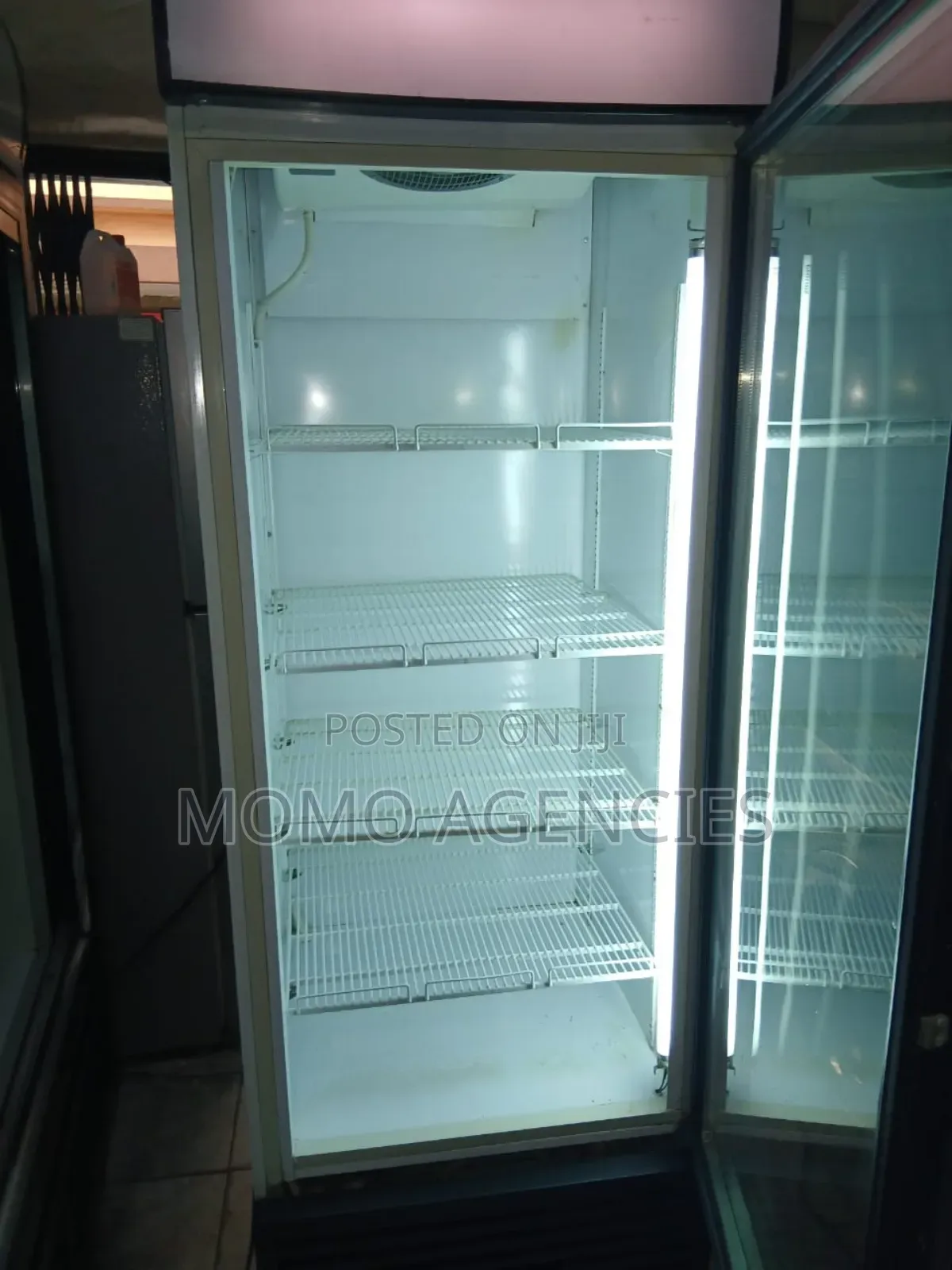 Fridge Displays 650l Big Size