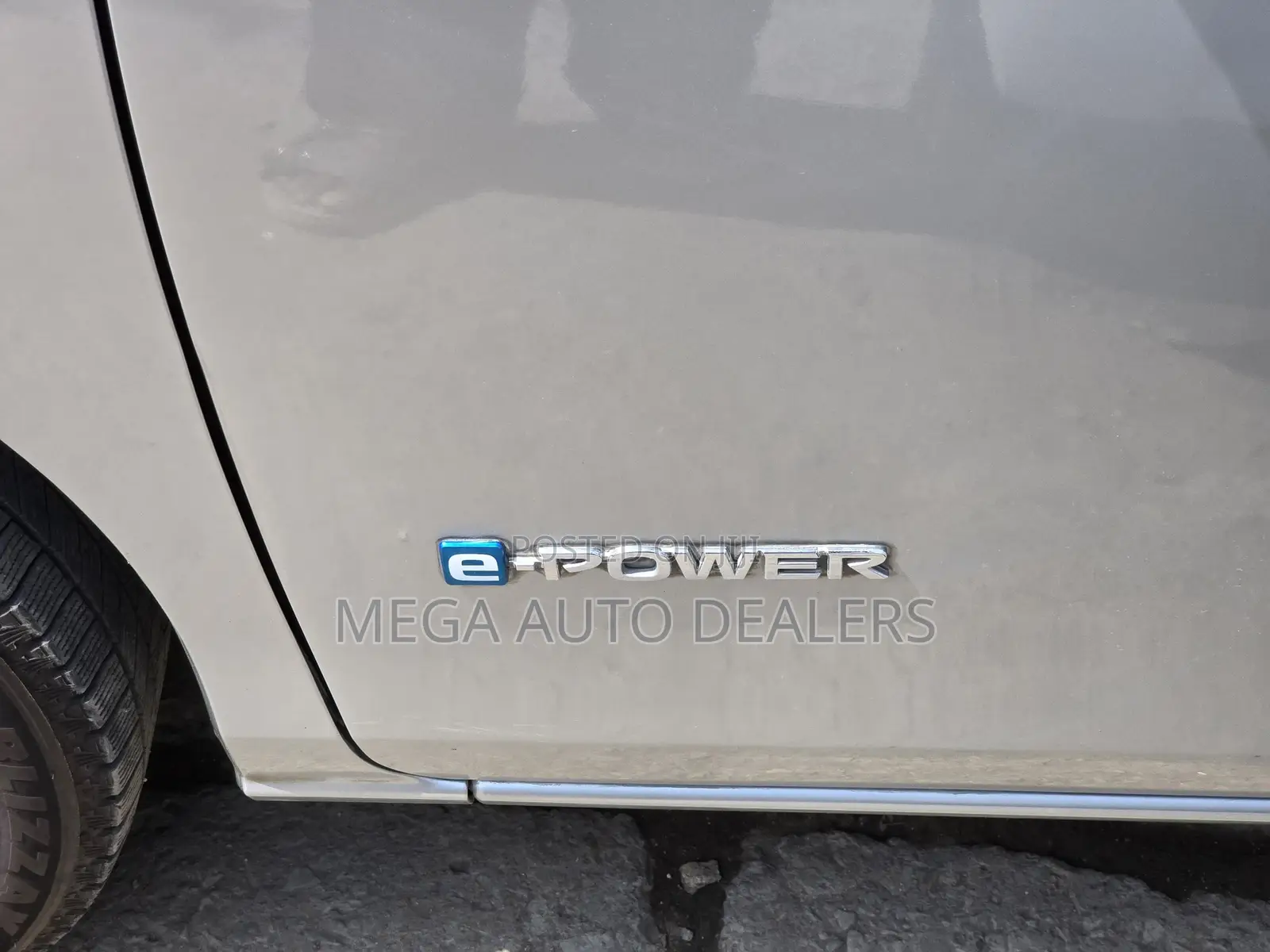 Nissan Serena 2018 Silver