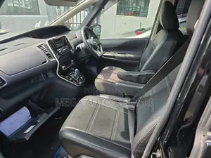 Nissan Serena 2018 Black