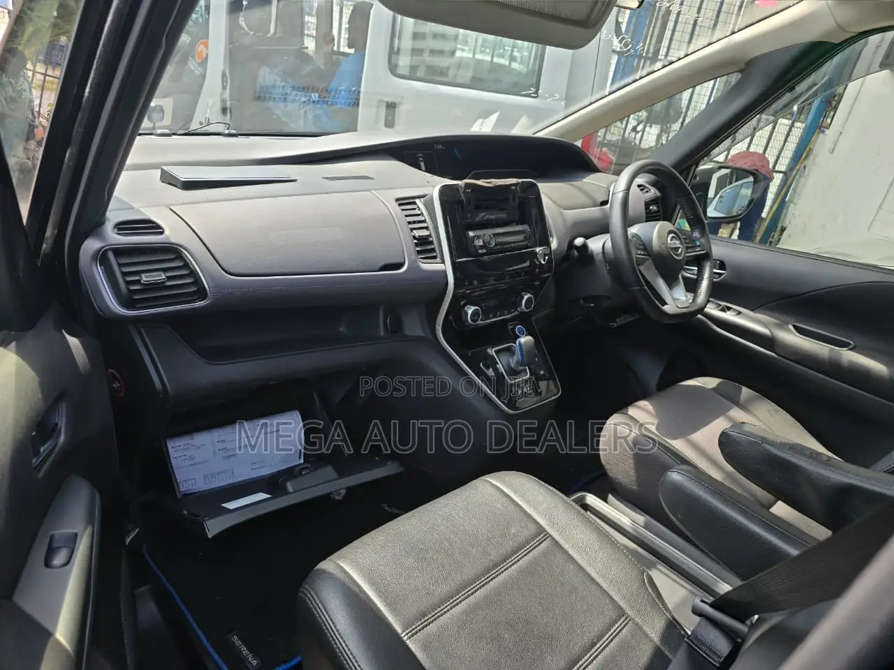 Nissan Serena 2018 Black