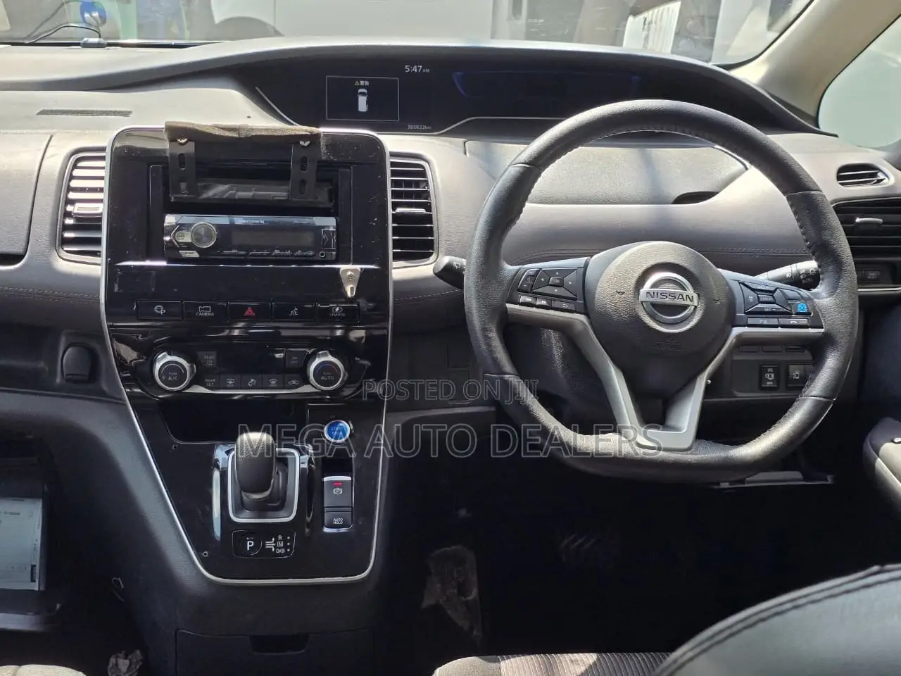 Nissan Serena 2018 Black