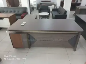 1800mm Premium Wood Finish Advanced Desk