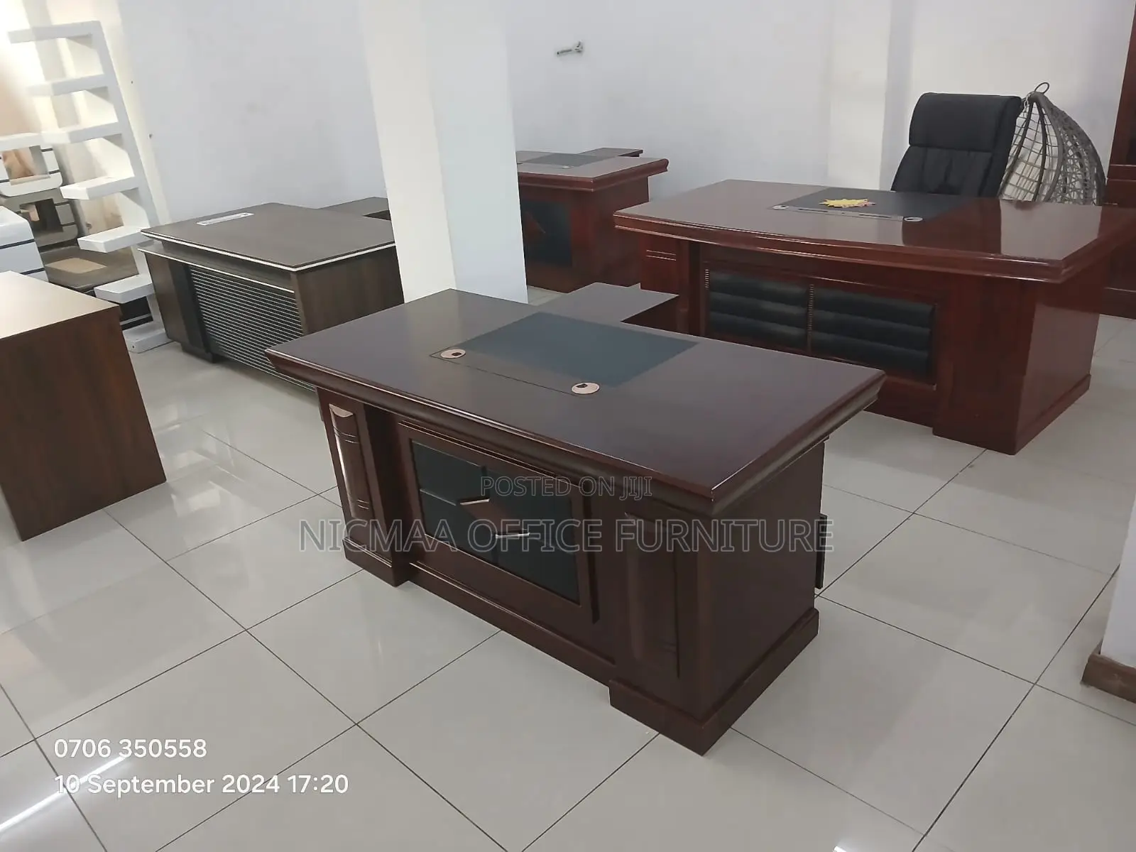 1.6m Dark Inlay Executive Desk