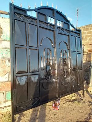 Simple but Stylish Swing Gate Design - thumbnail 2