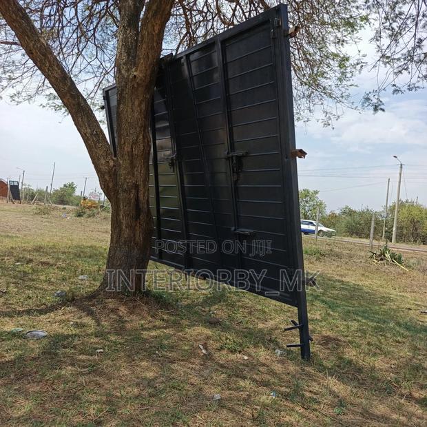 Classic Double Swing Gate – Strong Steel Design - thumbnail 9