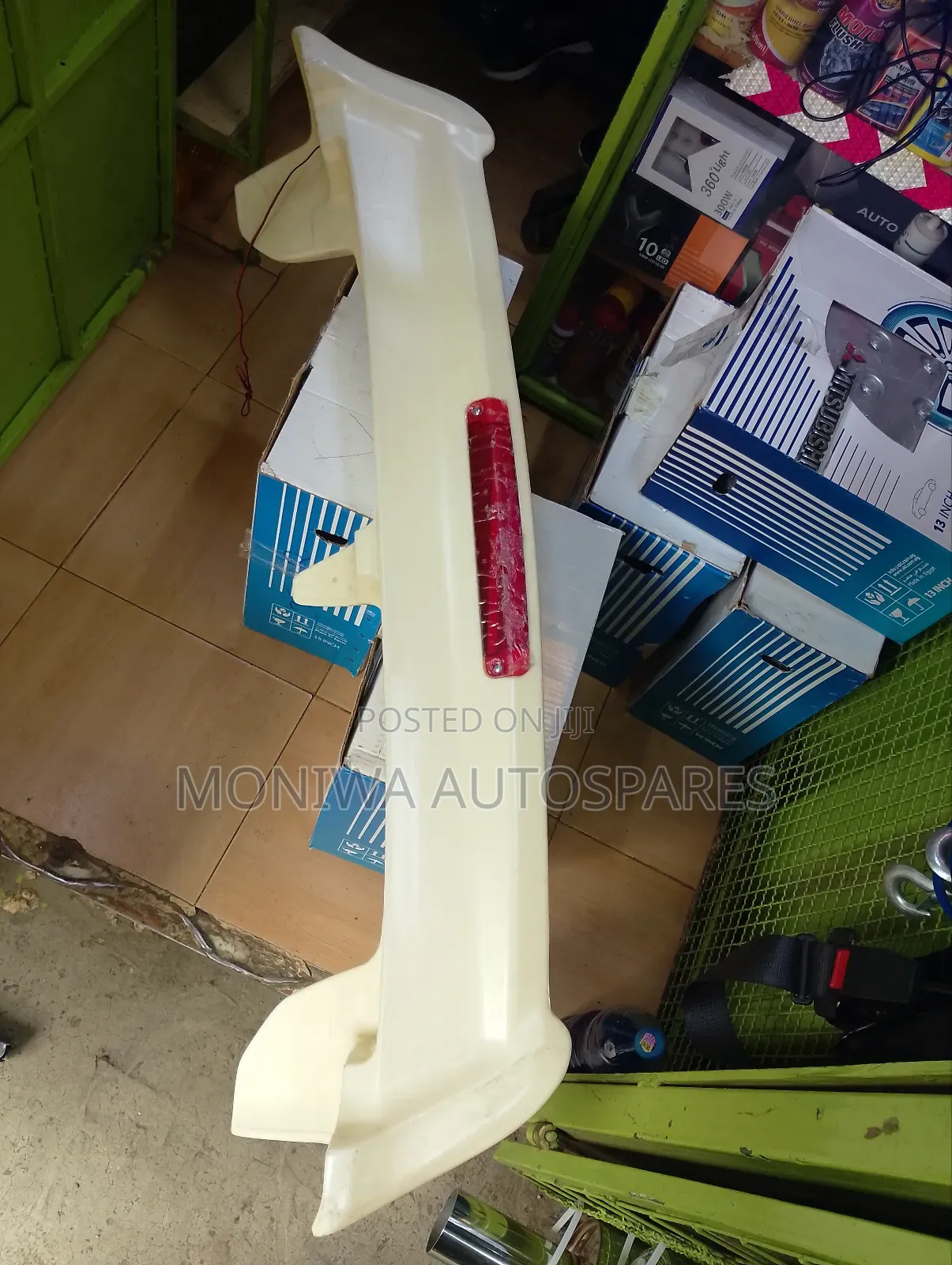 Spoiler Mitsubishi Pajero Io