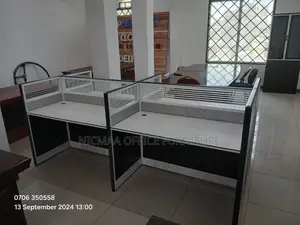 4-Way Power-Ready Workstation