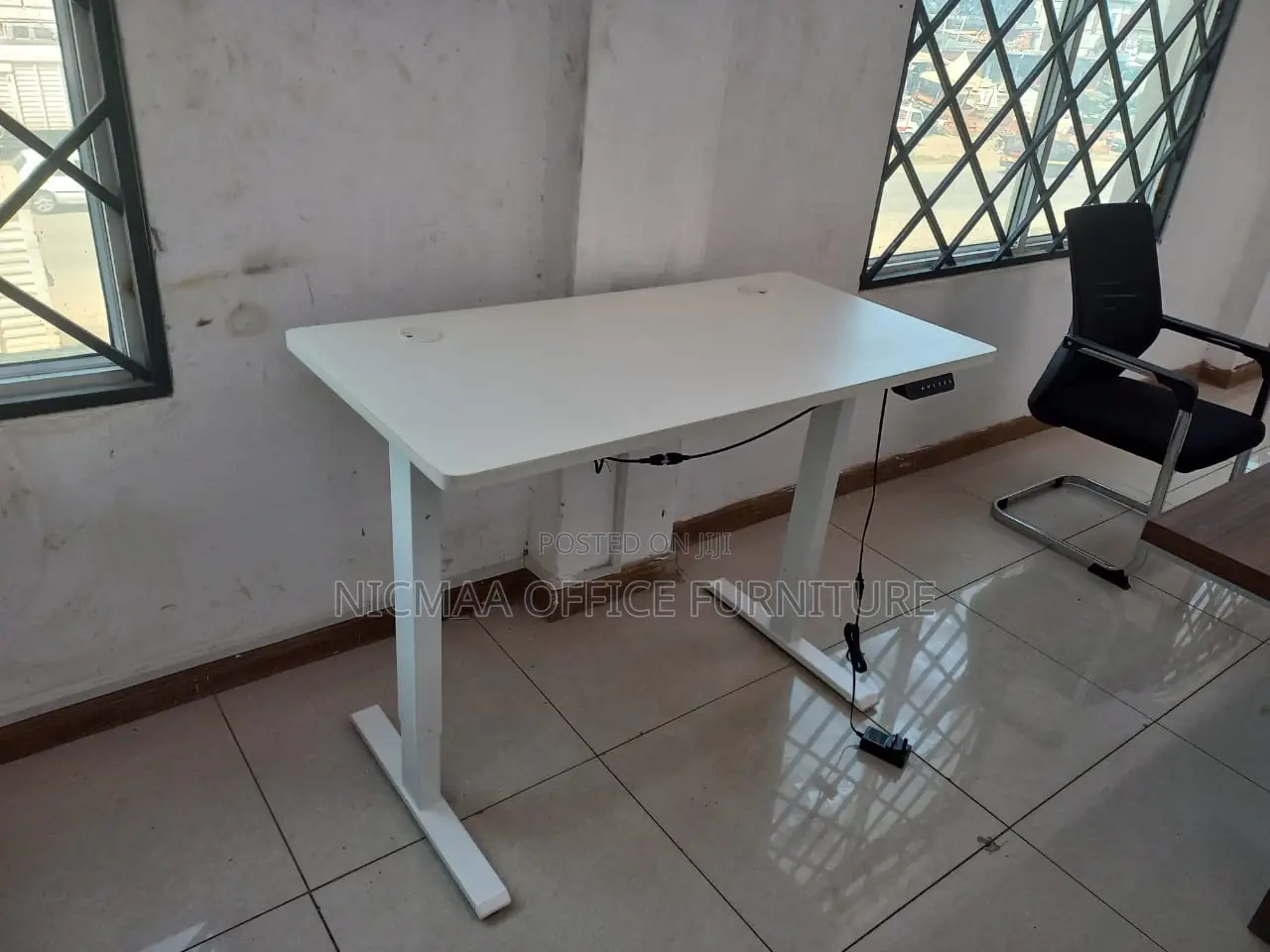 Modern Height-Adjustable Office Desk