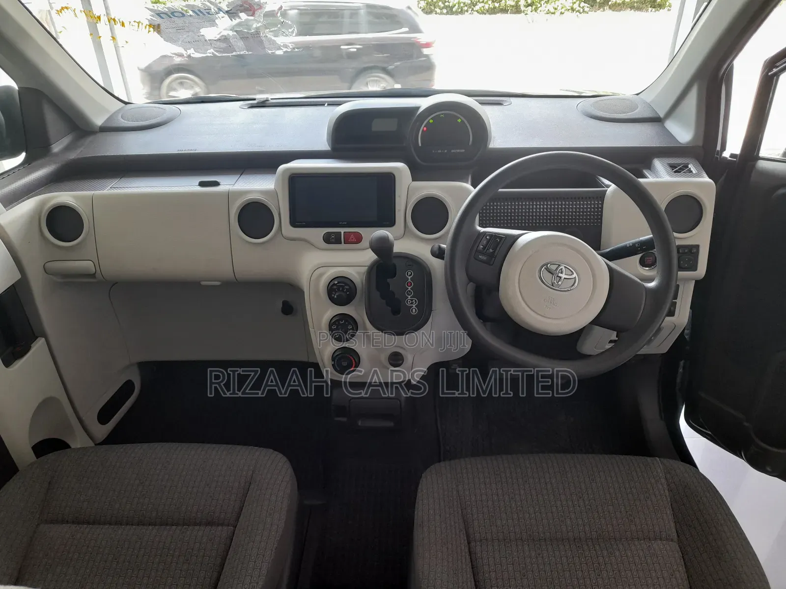 Toyota Spade 1.5 2018 Blue
