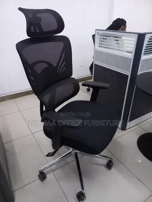 Executive Comfort Modern Design Seat