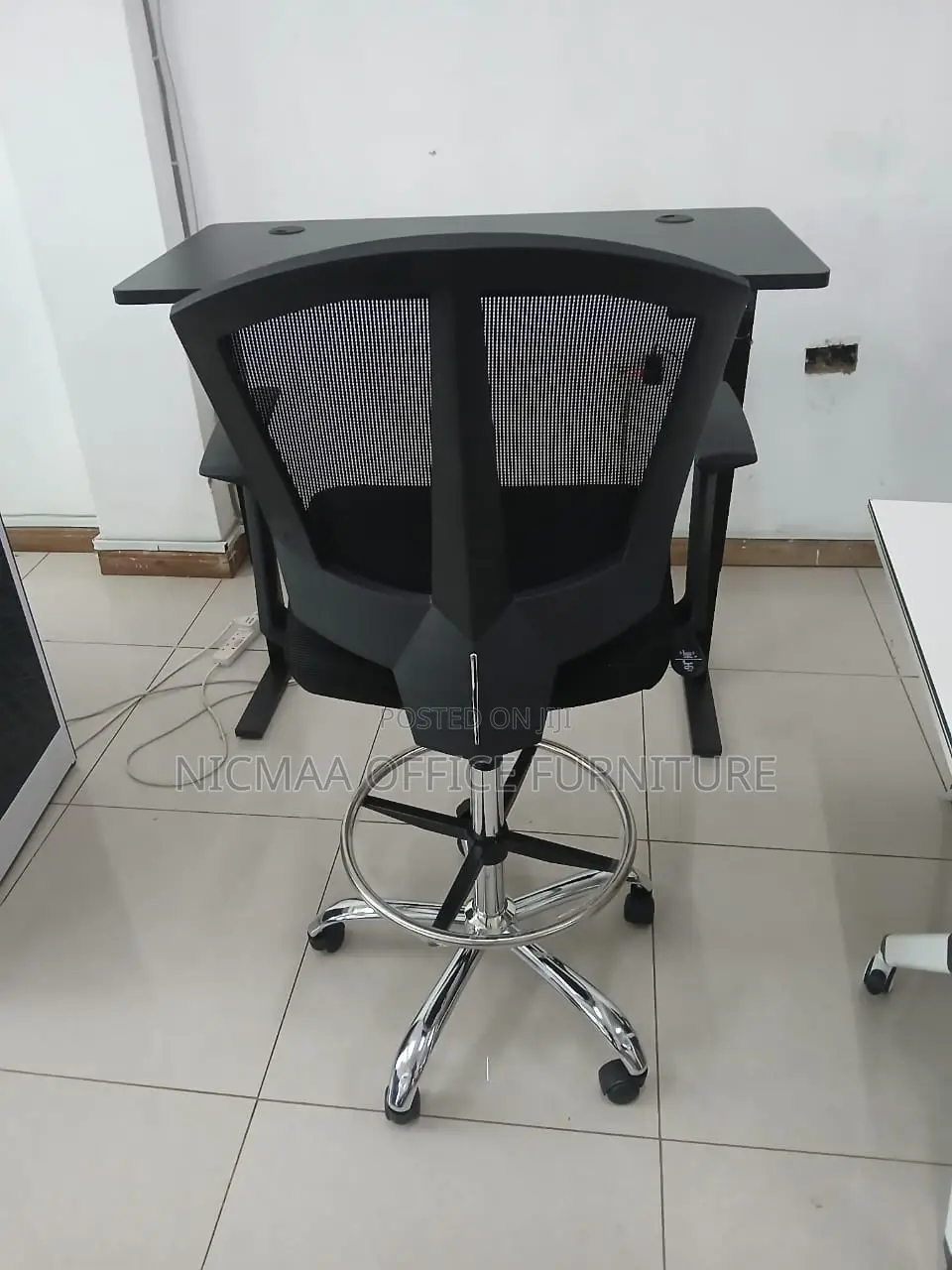 Executive Comfort Mobility Counter Seat