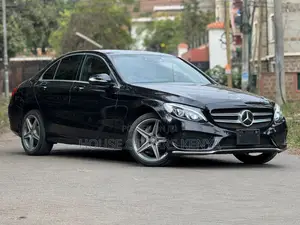Mercedes-Benz C200 2018 Black