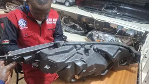 Harrier 192 LHS Headlight