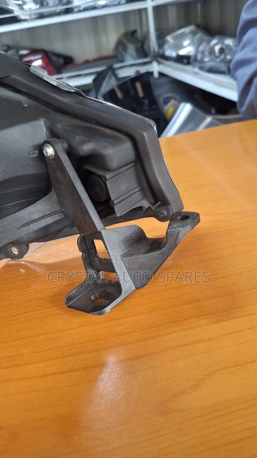 Toyota Harrier Headlight (Part 147) 2014-2018 Models