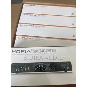 Behringer U-Phoria Umc404hd