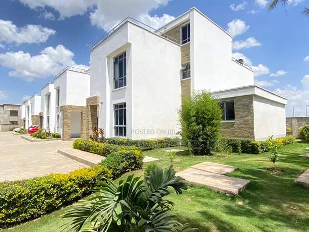 5bdrm Villa in Seven Palm, Mlolongo for sale