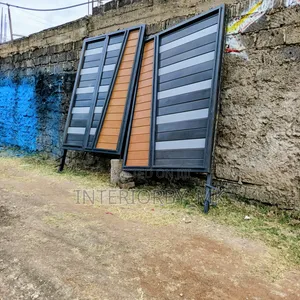 Wood Grain Effect on Swing Gate