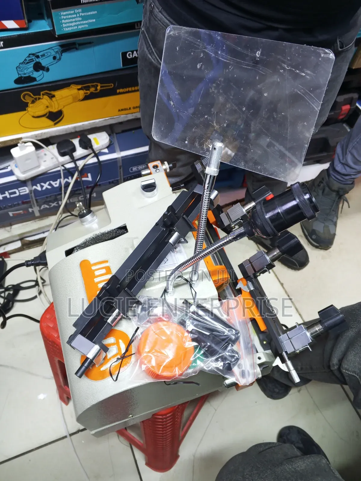 Cutting Machine/ Key Cutter