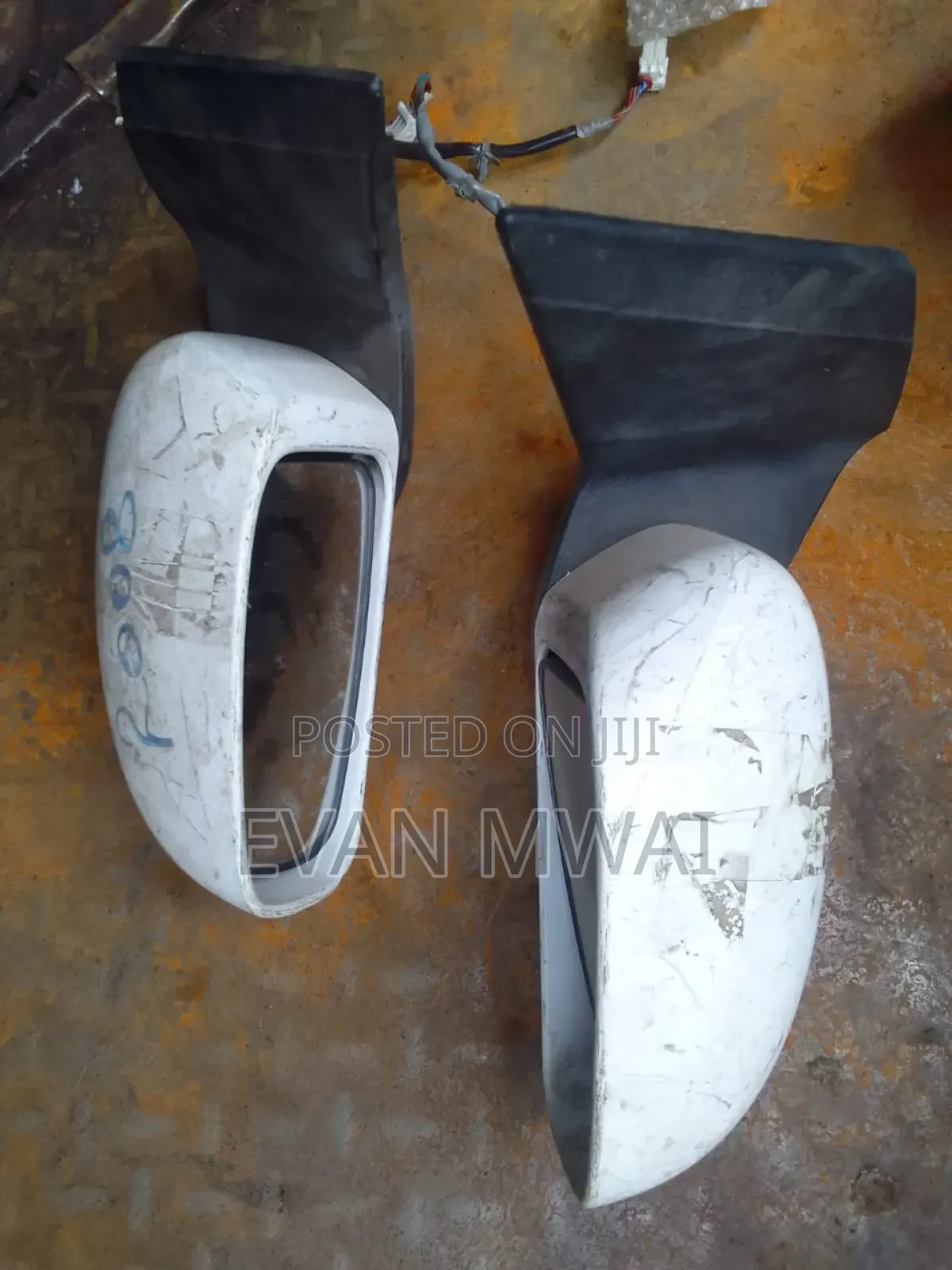 Nissan Wingroad Y12 Side Mirror Left Side Only Available