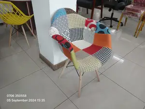 Vibrant Style Meets Everyday Comfort Eames Seat