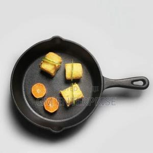 Cast Iron Skillet - thumbnail 2