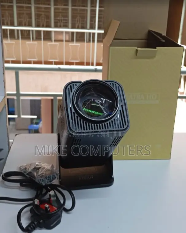 Hy 320 Projector Brand New