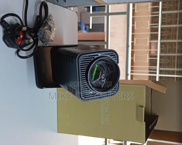 Hy 320 Projector Brand New - thumbnail 2