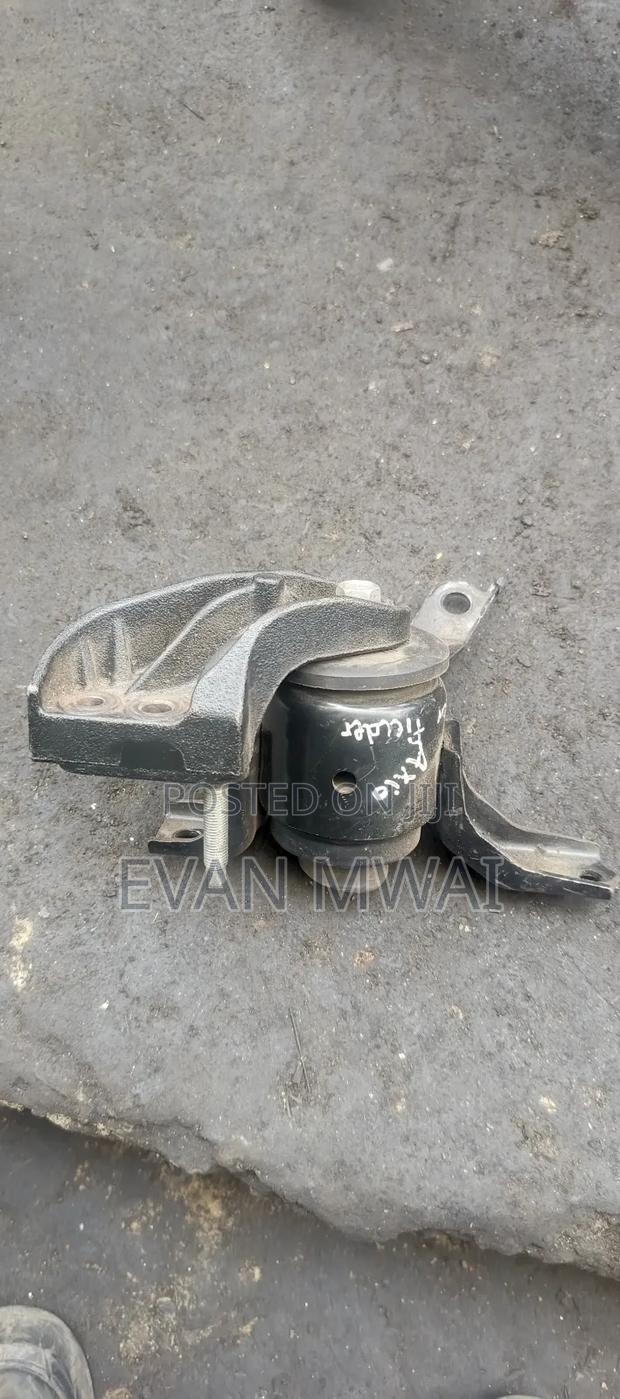 Toyota Axio Engine Mounting 2015 - thumbnail 4