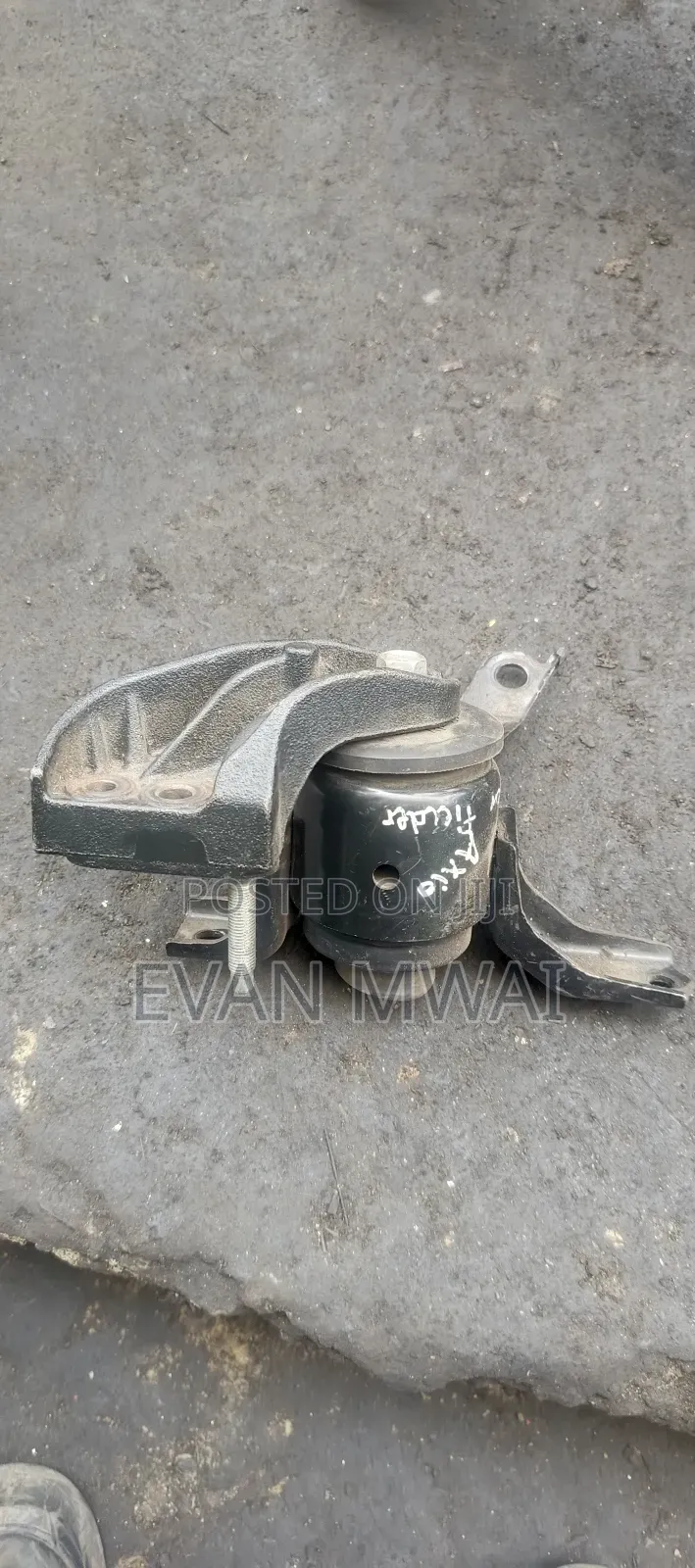 Toyota Axio Engine Mounting 2015