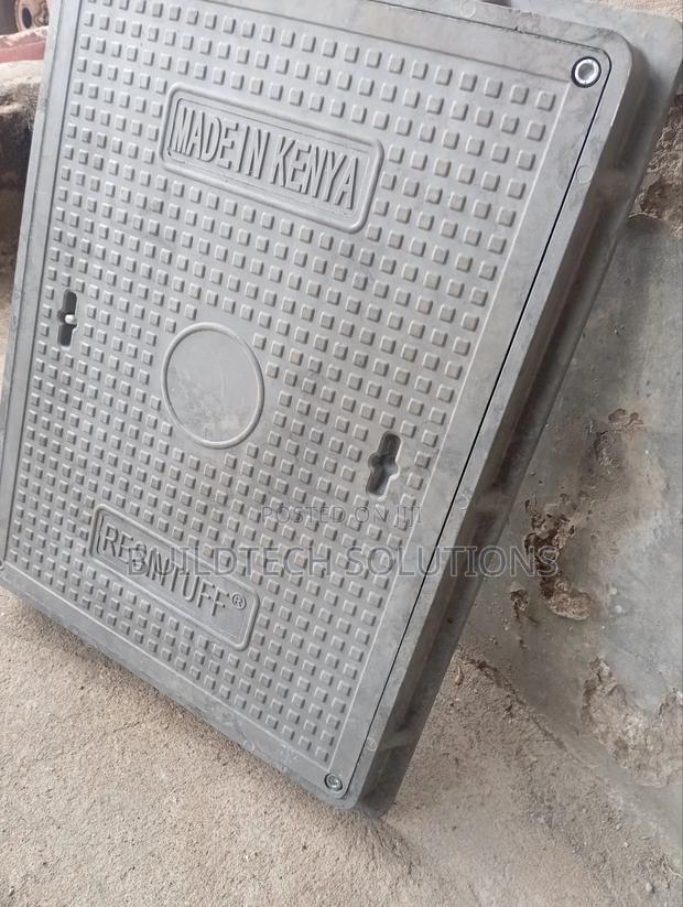Water Proof Fibre Locable Manhole Cover