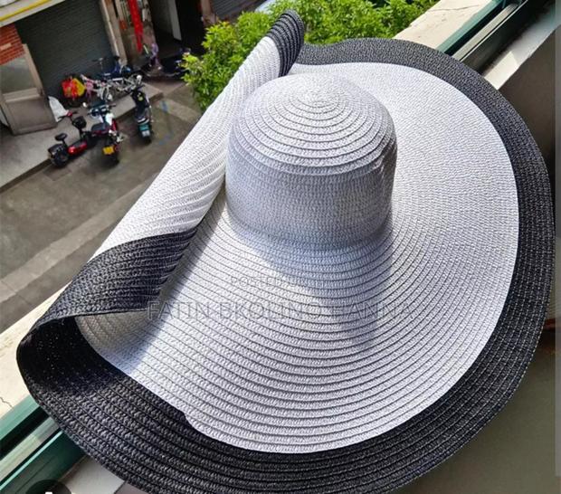 White Oversized Hats - thumbnail 3