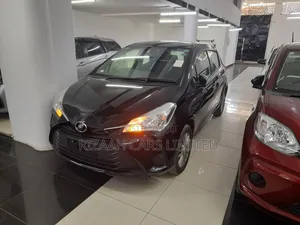Toyota Vitz 2018 Blue