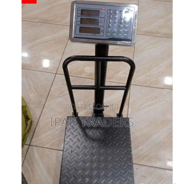 150kg Digital Scale With Guards - main view