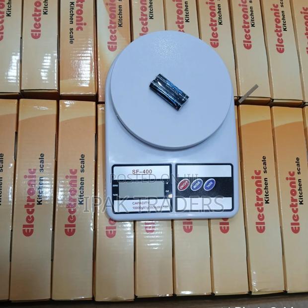 Electronic Kitchen Scale 10kg With Batteries - main view