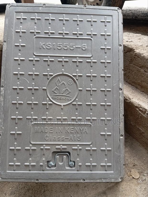 Durable Light Fibre Manhole Cover - thumbnail 3