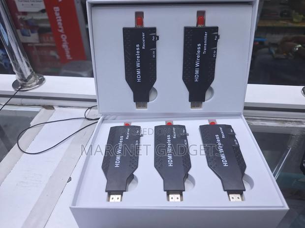 4 Displays 1 Transmitter Wireless Hdmi Extender Transmitter 4in 1 5.8g