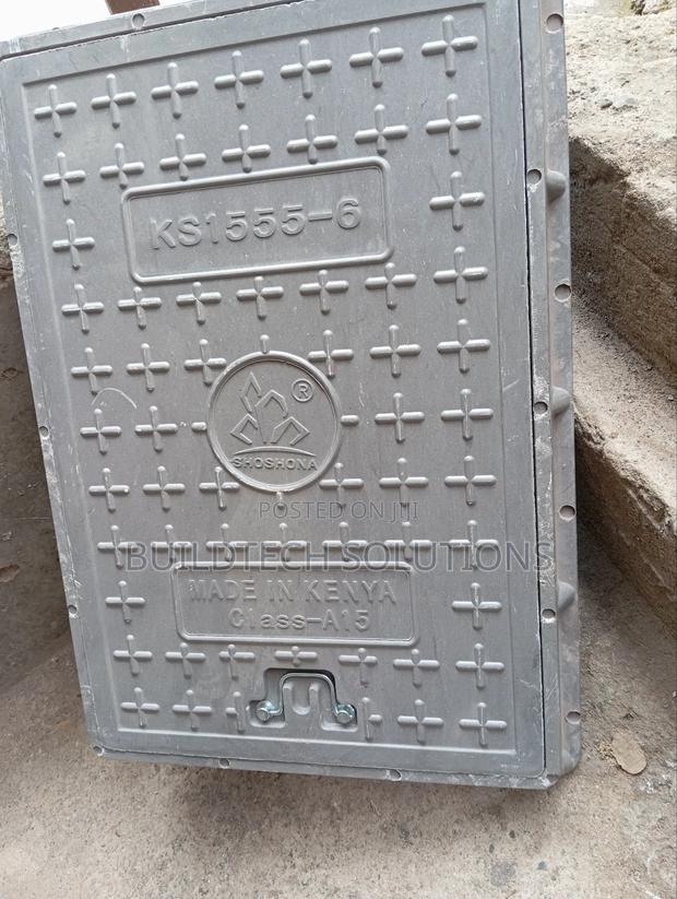 Weatherproof Fibre Manhole Cover