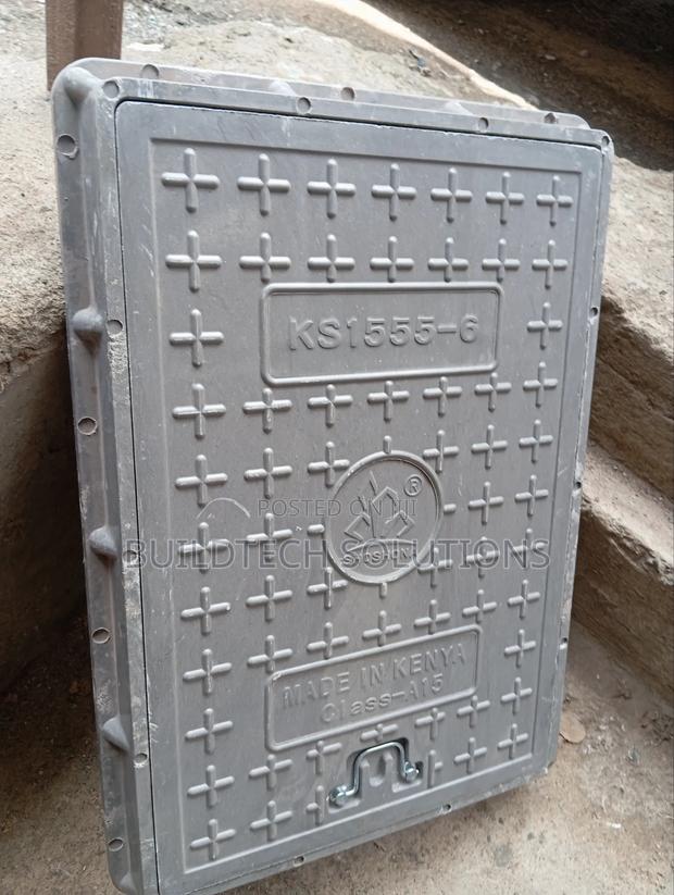 Easy Lift . Residential Fibre Manhole Cover
