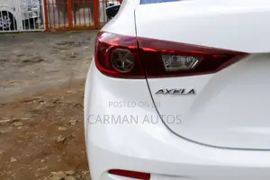 Mazda Axela 2018 White